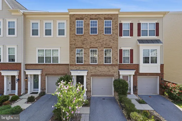 $425,000 | 6082 Forum Square, Frederick, MD 21703