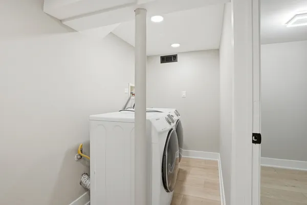 a picture of a bench and a clock