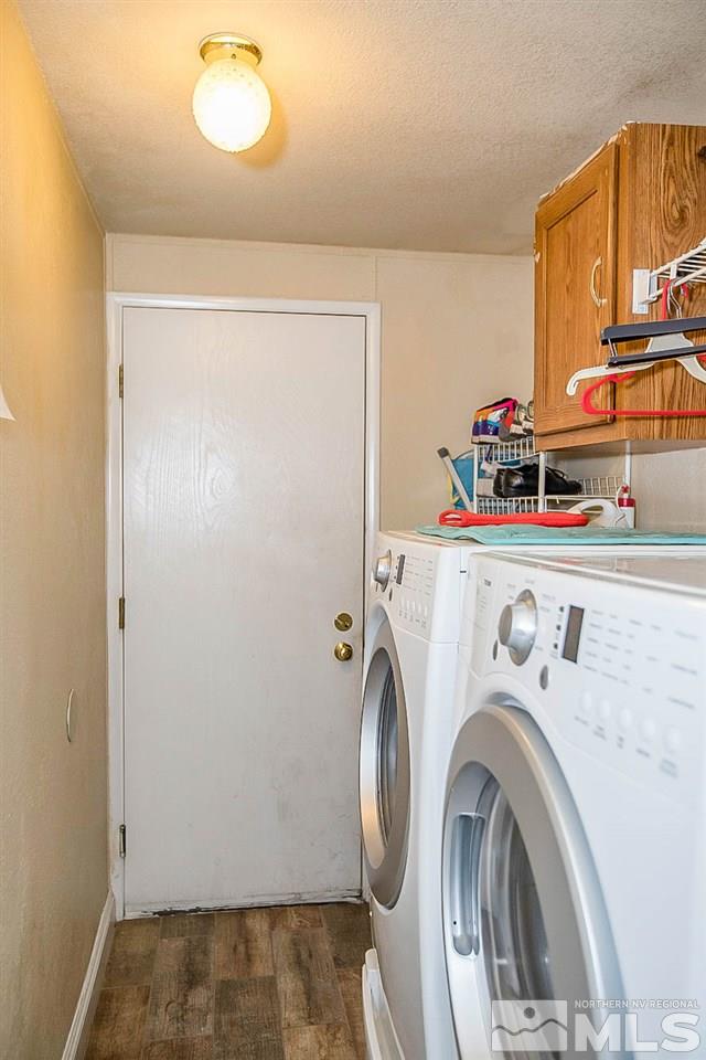 2735 Snapdragon Way Reno, NV 89512 - Photo 10 of 18 a utility room with dryer and washer