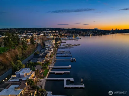 $7,500,000 | 175 Lake Avenue West, Kirkland, WA 98033
