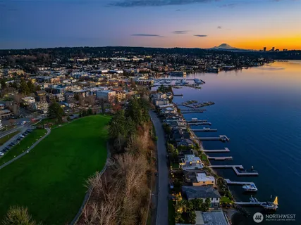 $7,500,000 | 175 Lake Avenue West, Kirkland, WA 98033