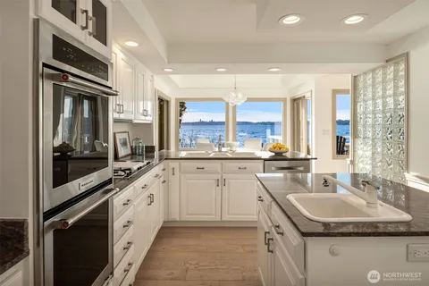 $7,500,000 | 175 Lake Avenue West, Kirkland, WA 98033