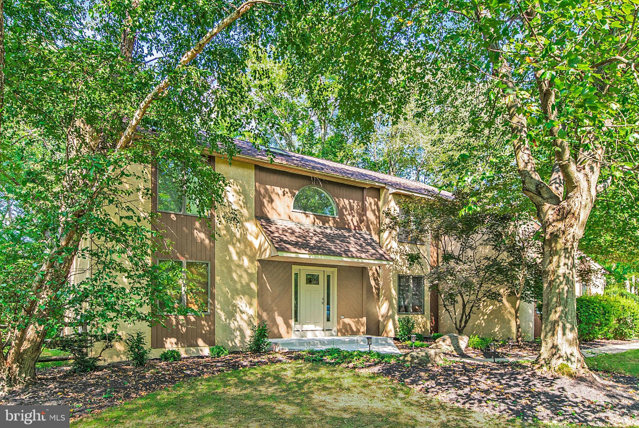 825 Cathcart Road Blue Bell, PA 19422 - Photo 2 of 39 *Edited Color Scheme*