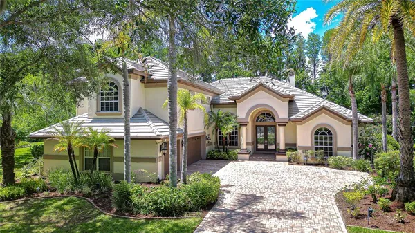 $1,500,000 | 20915 Lake Vienna Drive, Land O Lakes, FL 34638