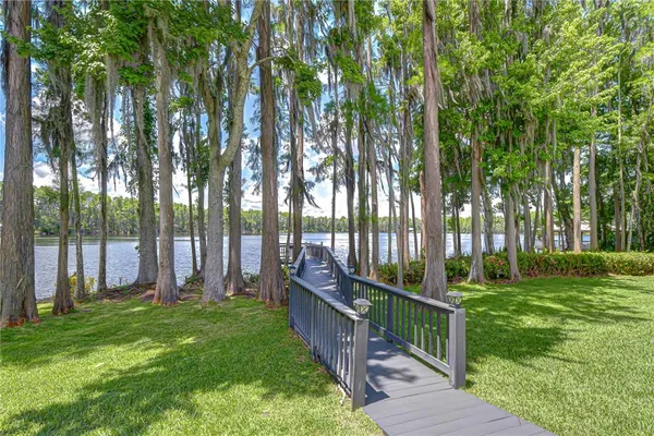 $1,500,000 | 20915 Lake Vienna Drive, Land O Lakes, FL 34638