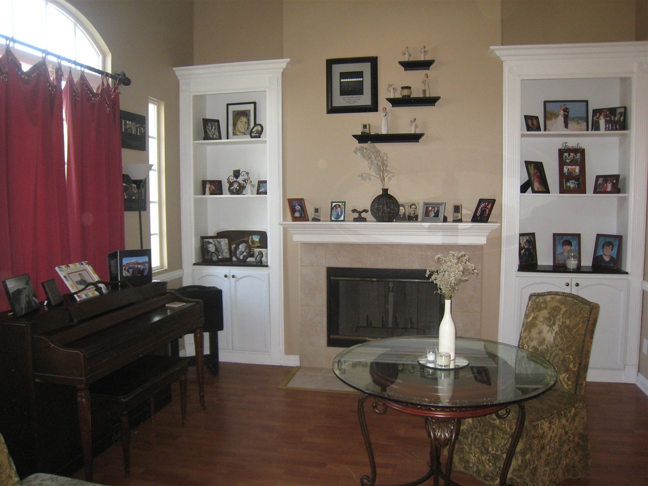 716 Inverlochy Drive Fallbrook, CA 92028 - Photo 3 of 22 Gallery Image 3