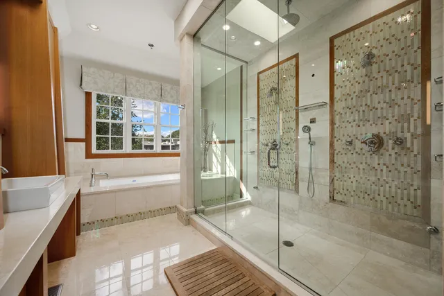 $4,595,000 | 3752 North Janssen Avenue, Chicago, IL 60613