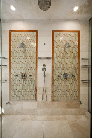 $4,595,000 | 3752 North Janssen Avenue, Chicago, IL 60613