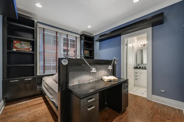 $4,595,000 | 3752 North Janssen Avenue, Chicago, IL 60613