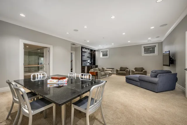 $4,595,000 | 3752 North Janssen Avenue, Chicago, IL 60613