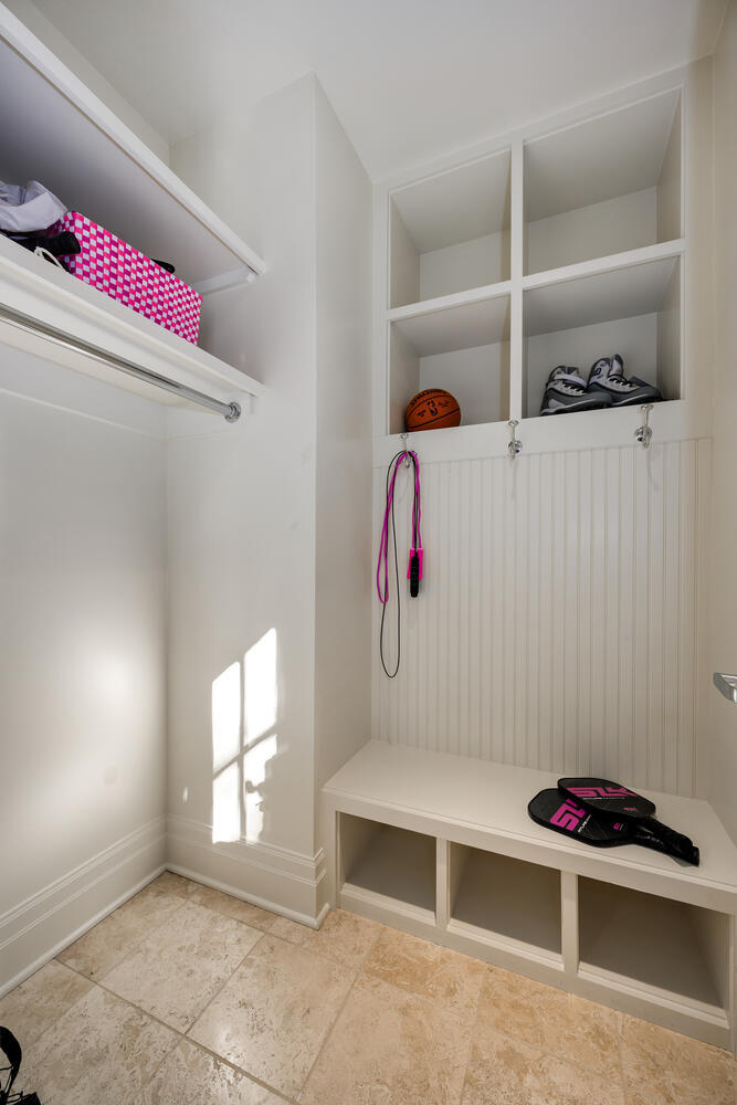 3752 North Janssen Avenue Chicago, IL 60613 - Photo 67 of 86