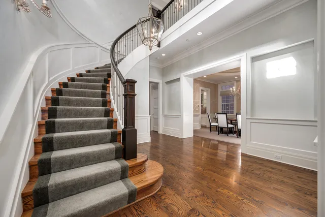 $4,595,000 | 3752 North Janssen Avenue, Chicago, IL 60613