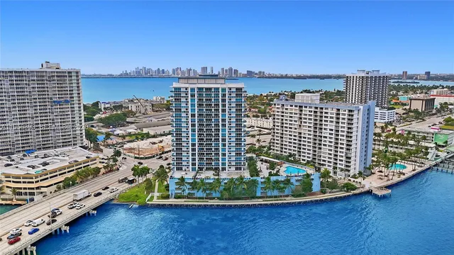 $524,900 | 1881 79th Street Causeway, Unit 1705, North Bay Village, FL 33141