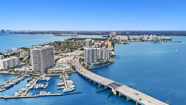 $524,900 | 1881 79th Street Causeway, Unit 1705, North Bay Village, FL 33141