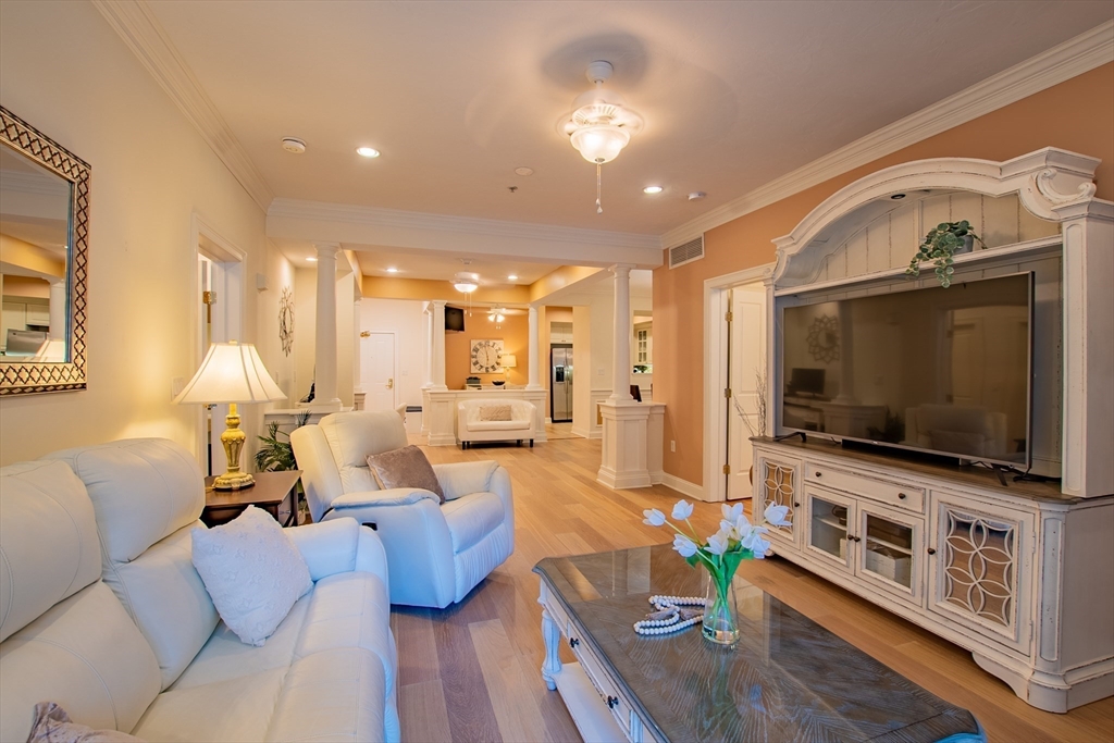 1000 Albion Road, Unit 1106 Bedford, MA 01730 - Photo 1 of 38 Gallery Image 1