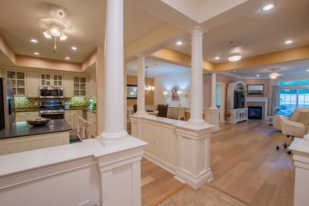 1000 Albion Road, Unit 1106 Bedford, MA 01730 - Photo 3 of 38 Gallery Image 3