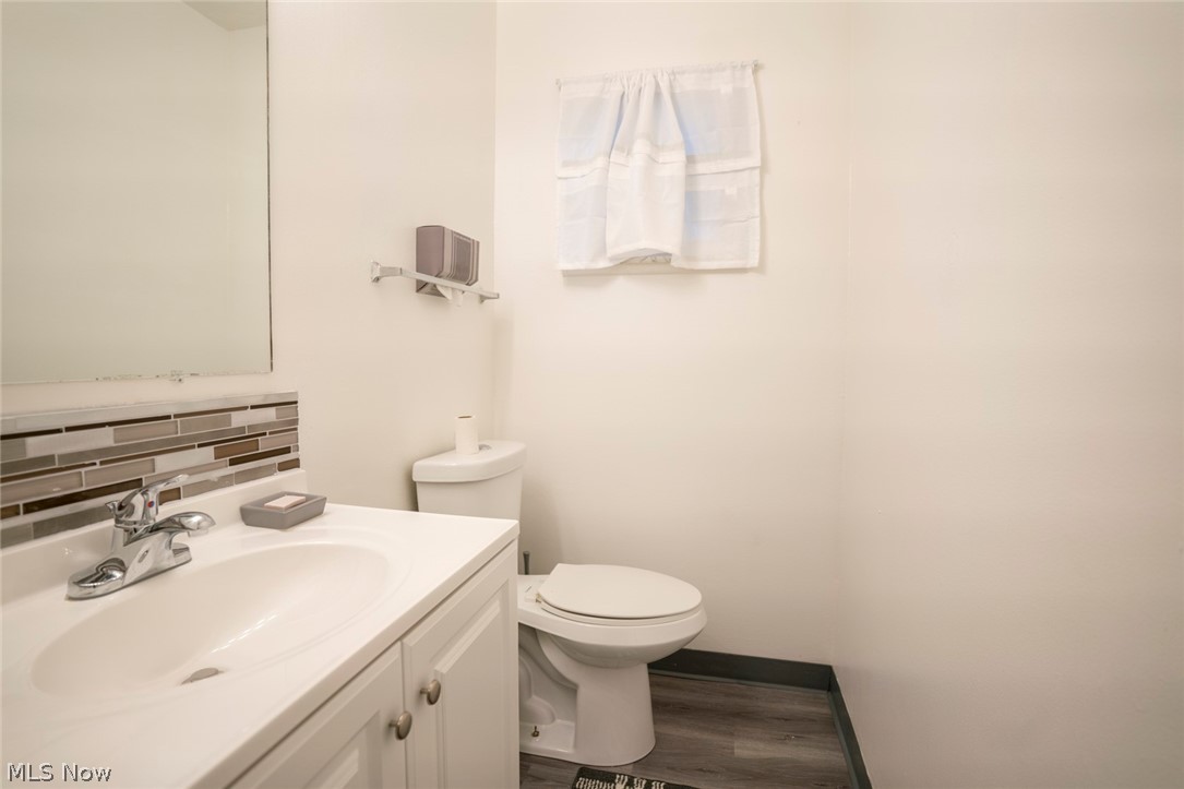 324 Kenridge Road Akron, OH 44333 - Photo 10 of 26 Gallery Image 10