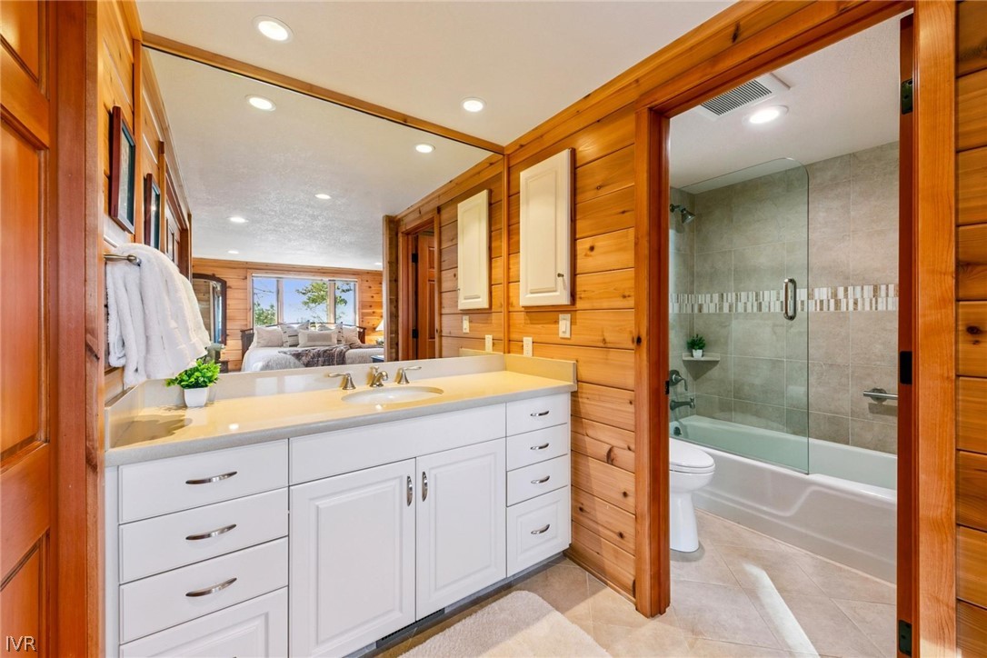 988 Wander Way Incline Village, NV 89451 - Photo 23 of 49 Primary Suite