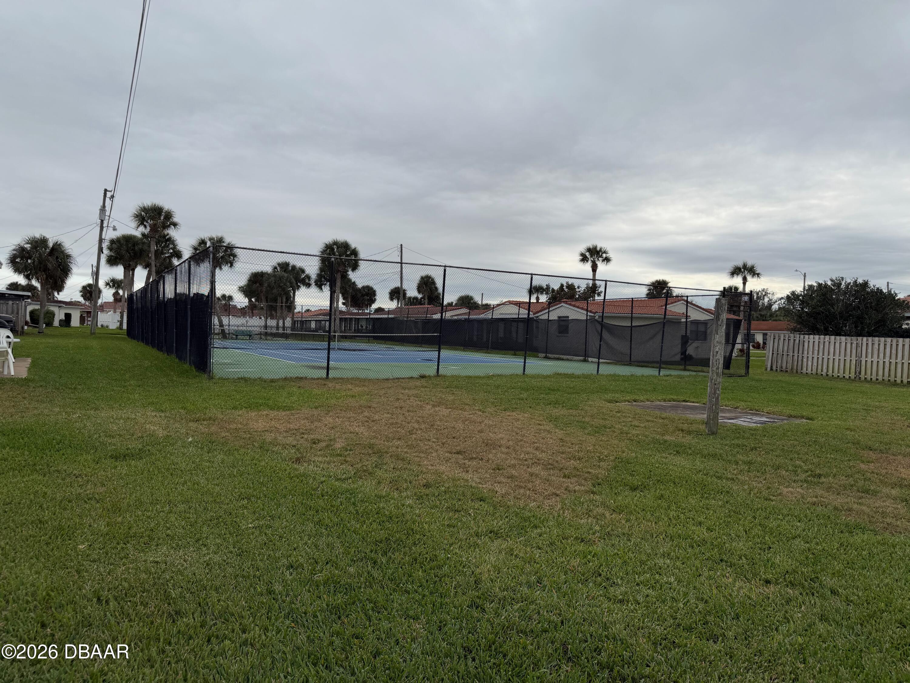 604 Robin Road, Unit B Ormond Beach, FL 32176 - Photo 3 of 21 IMG_3109