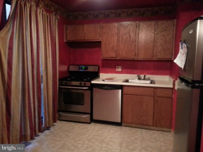 7979 Riggs Road, Unit 79793 Hyattsville, MD 20783 - Photo 4 of 13 Kitchen