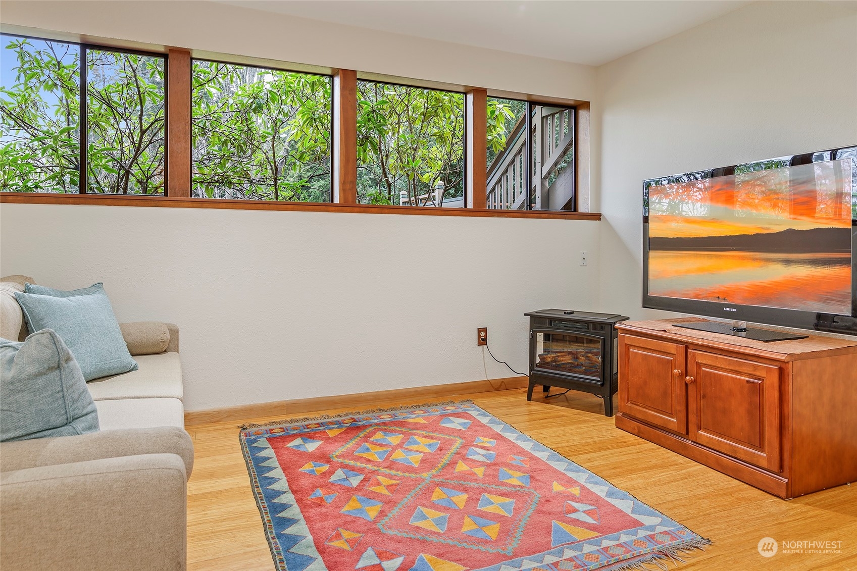 17014 Bertola Road Edmonds, WA 98026 - Photo 23 of 33 Gallery Image 23