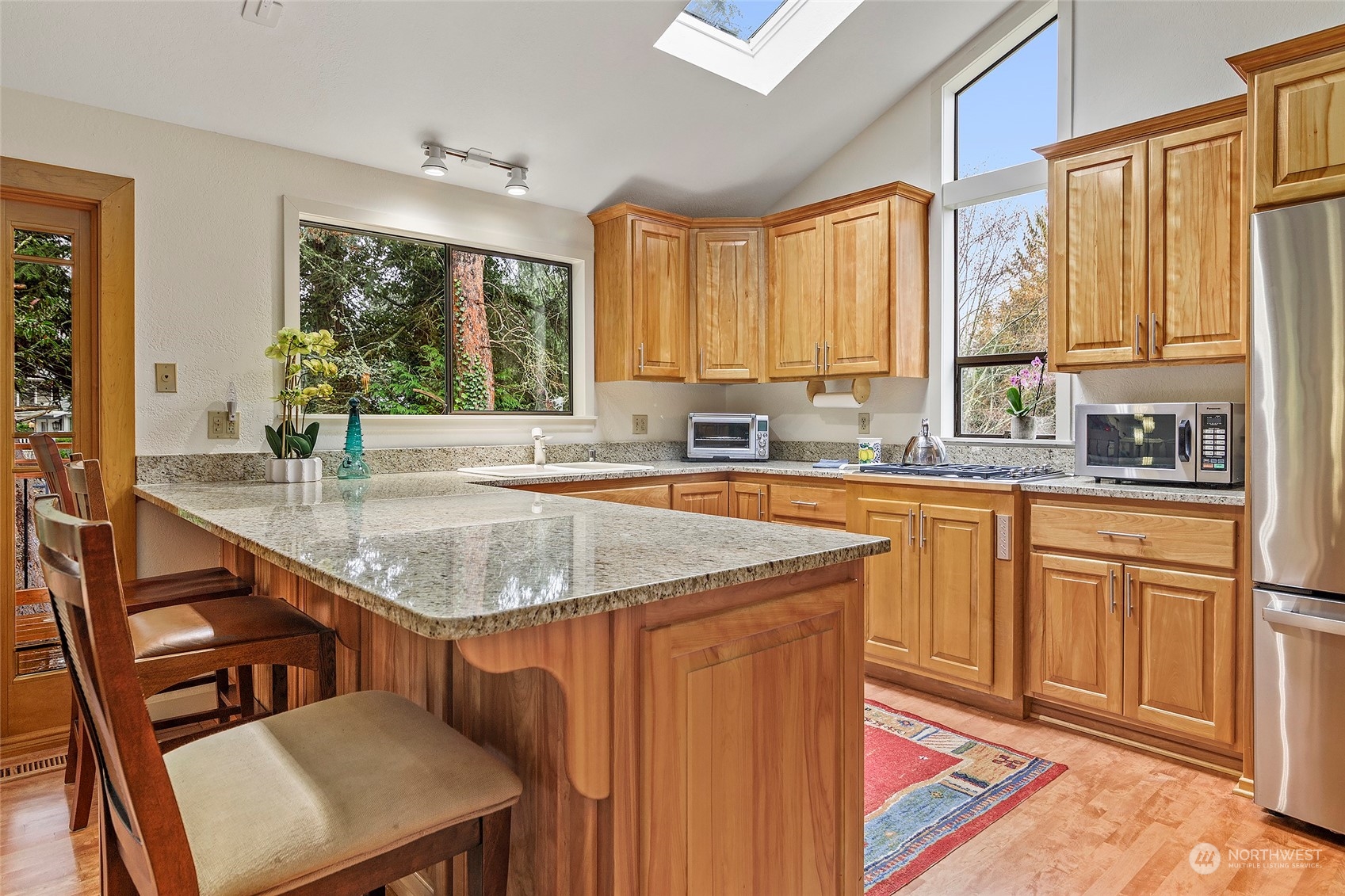 17014 Bertola Road Edmonds, WA 98026 - Photo 9 of 33 Gallery Image 9