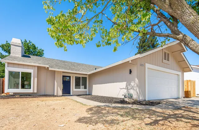 $460,000 | 9070 Burst Court, Sacramento, CA 95826