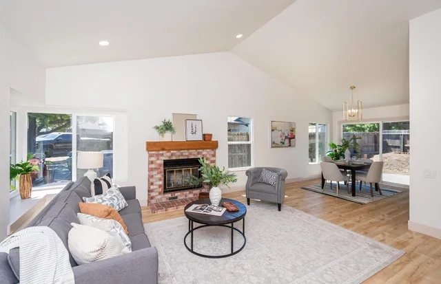 $460,000 | 9070 Burst Court, Sacramento, CA 95826