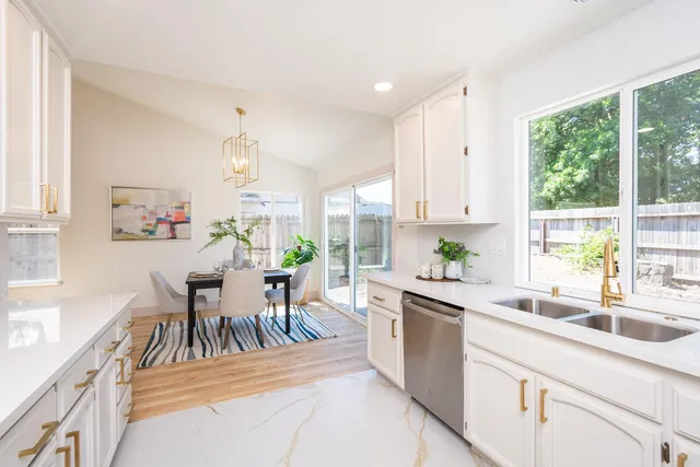 $460,000 | 9070 Burst Court, Sacramento, CA 95826