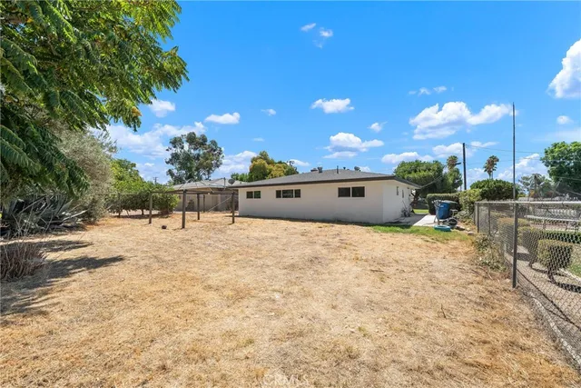 $519,900 | 27328 Norwood Street, Highland, CA 92346
