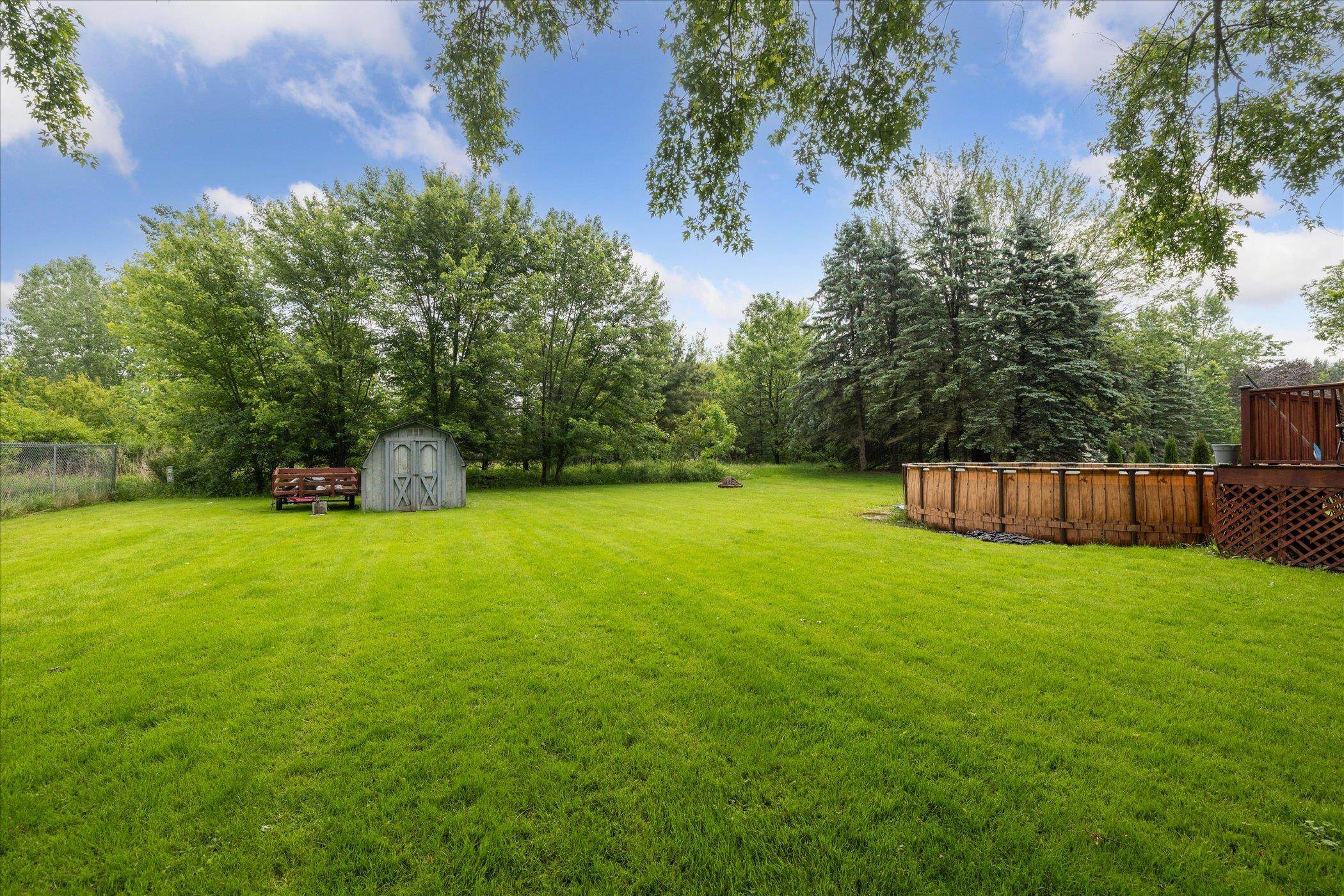1452 North Morrish Road Flint, MI 48532 - Photo 35 of 44 50177540-682ab270-0977-453b-accf-edd41a498eda.JPG