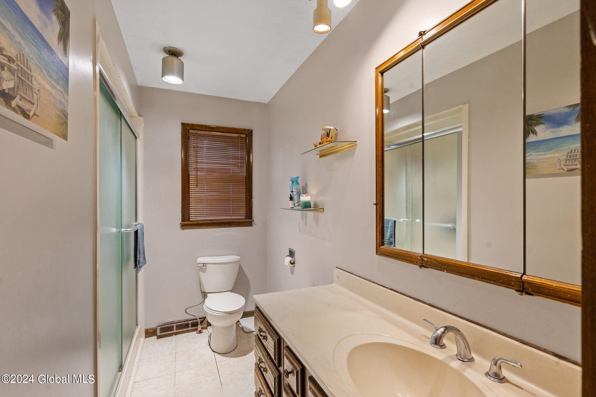 10 Flicker Drive Colonie, NY 12110 - Photo 6 of 31 5-web-or-mls-10-flicker-dr