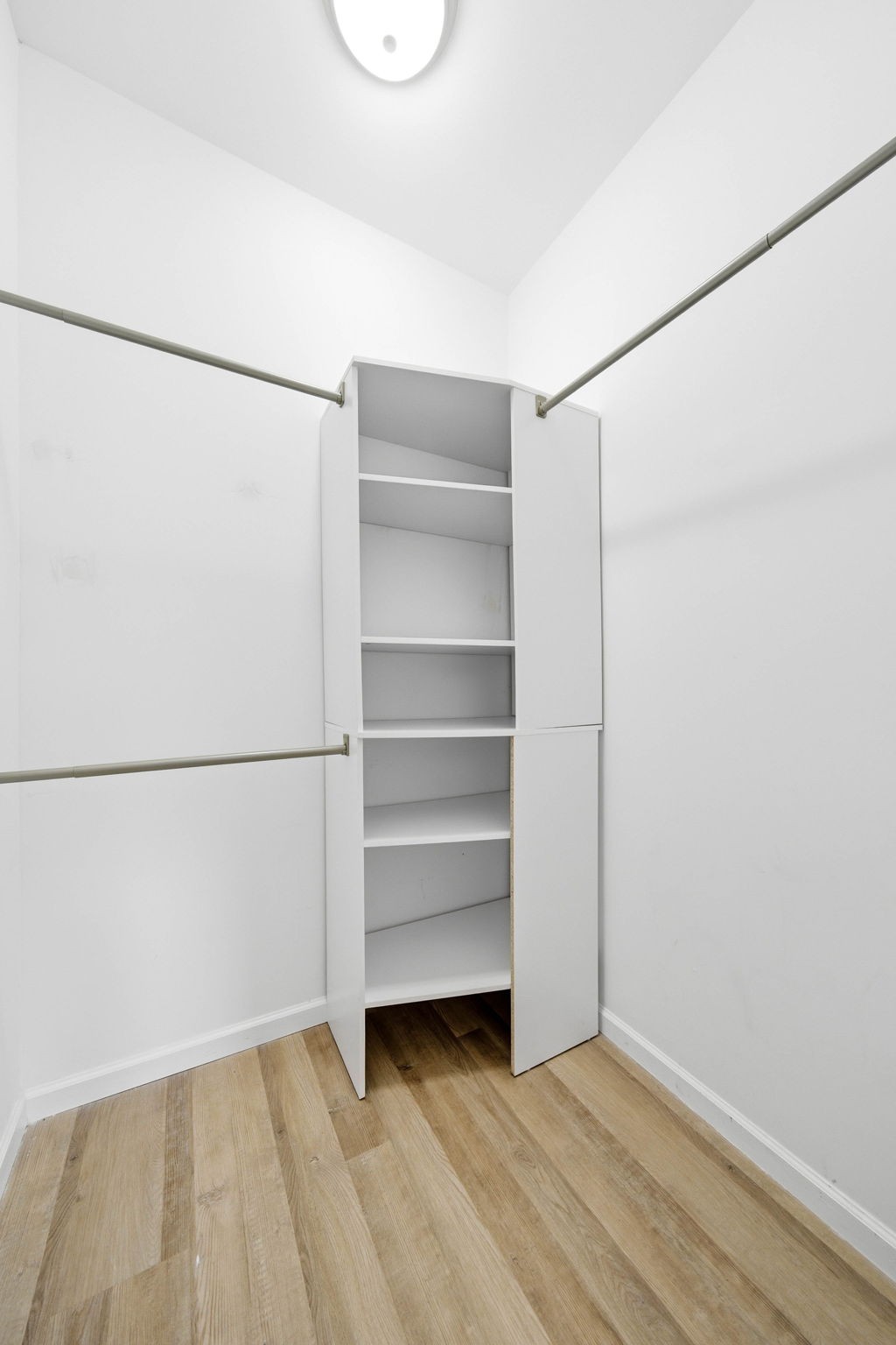 504 North Washington Street Tullahoma, TN 37388 - Photo 19 of 41 a view of an empty room with a closet