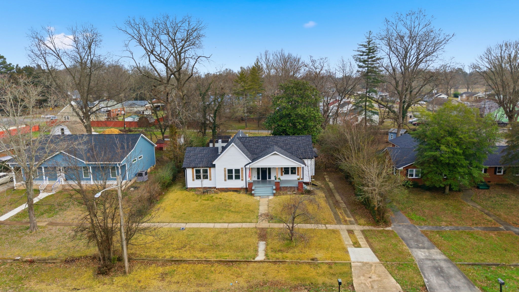 504 North Washington Street Tullahoma, TN 37388 - Photo 40 of 41 a view of house with garden space