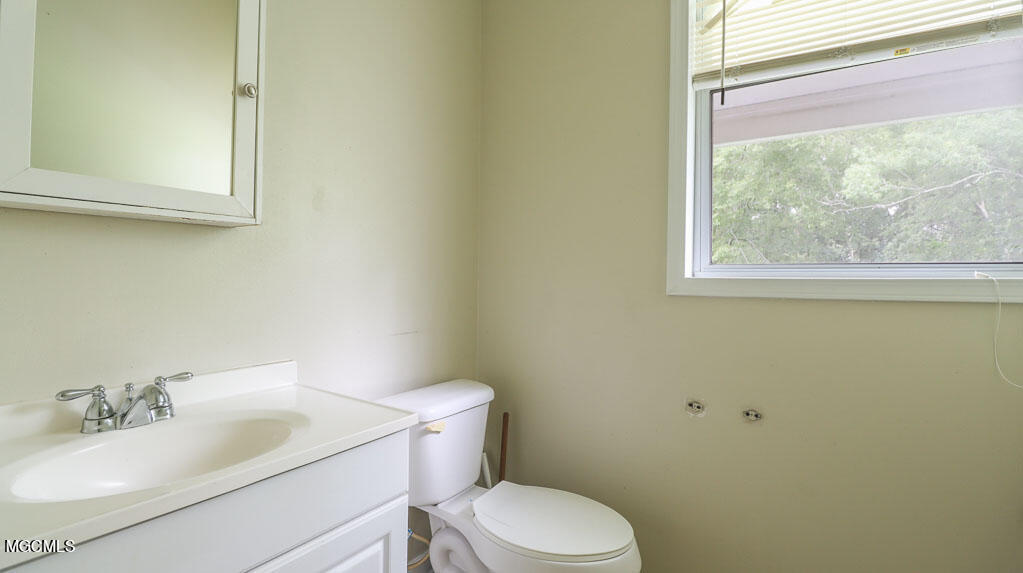 316 Santini Street Biloxi, MS 39530 - Photo 13 of 14 Bath