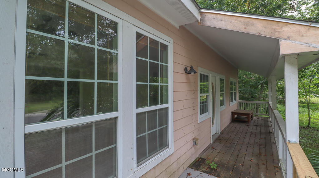 316 Santini Street Biloxi, MS 39530 - Photo 2 of 14 Front Porch
