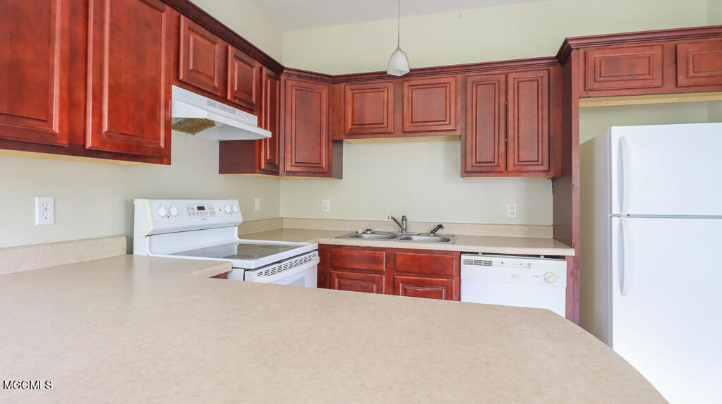 316 Santini Street Biloxi, MS 39530 - Photo 7 of 14 Kitchen 3