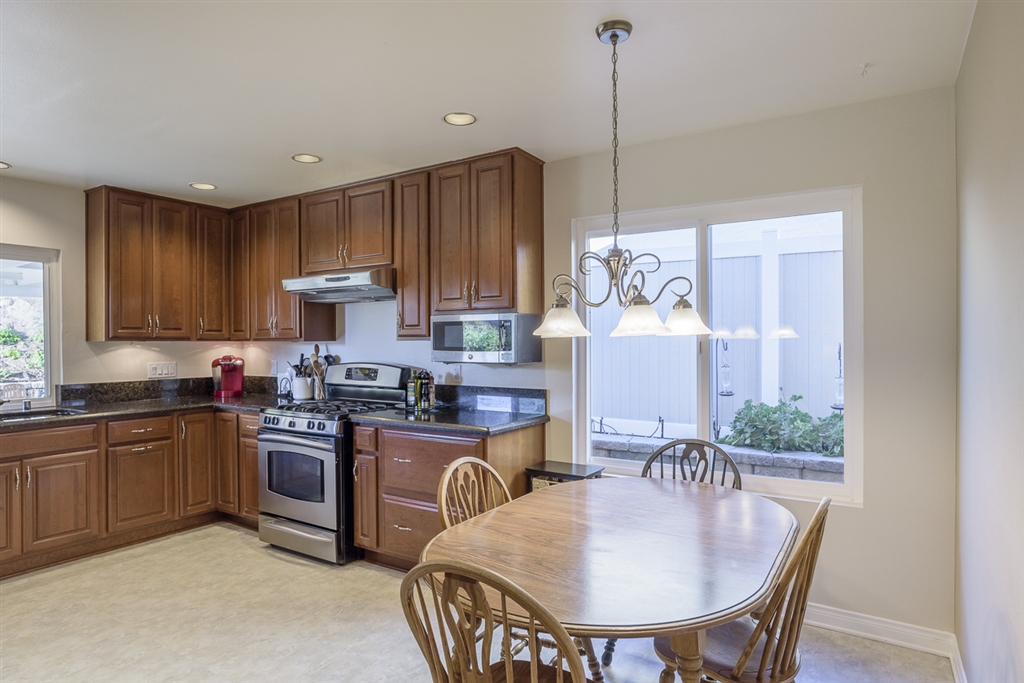 12830 Pinefield Road Poway, CA 92064 - Photo 7 of 25
