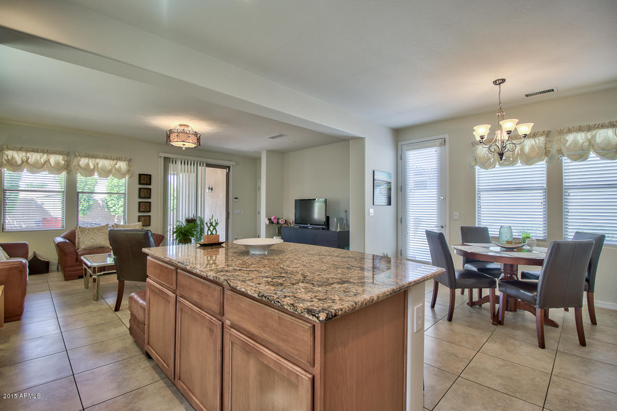 2650 North Riley Road Buckeye, AZ 85396 - Photo 8 of 44 1-10
