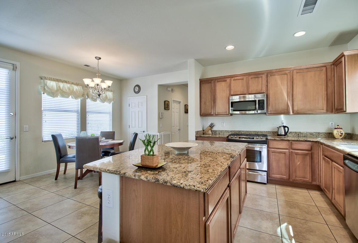 2650 North Riley Road Buckeye, AZ 85396 - Photo 9 of 44 1-11