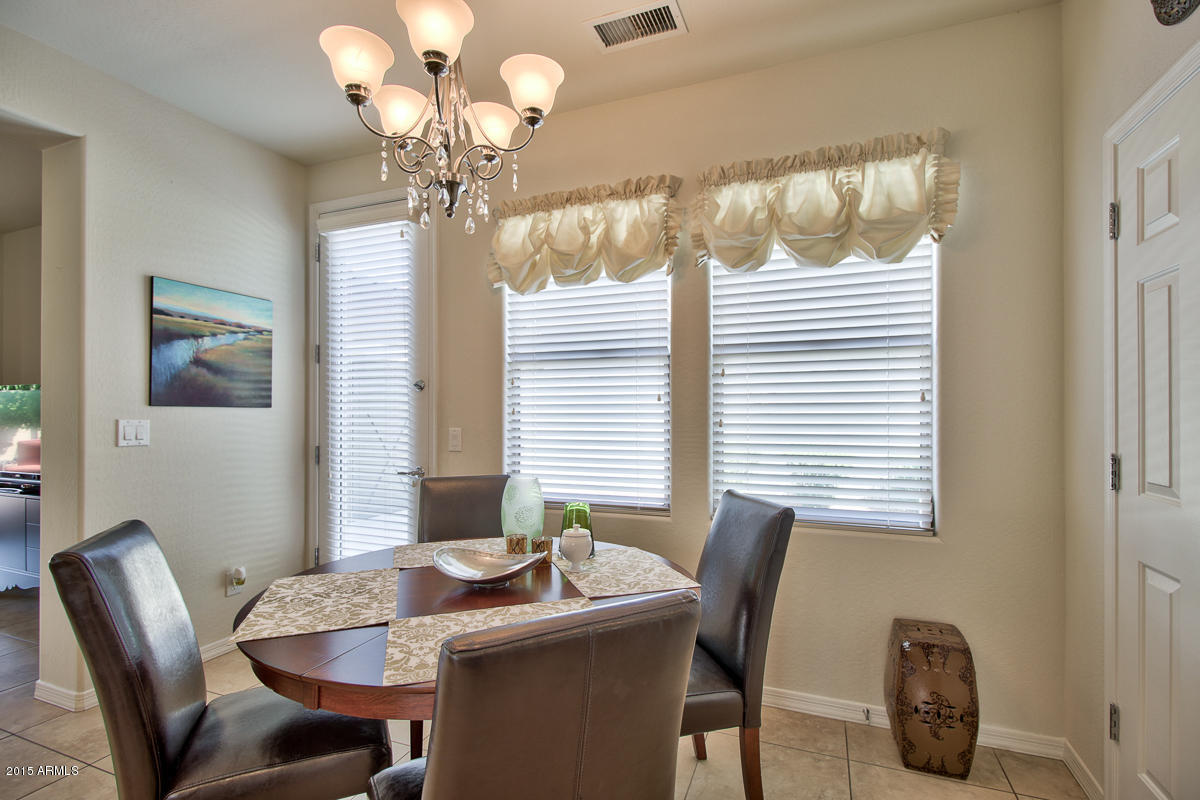 2650 North Riley Road Buckeye, AZ 85396 - Photo 10 of 44 1-12