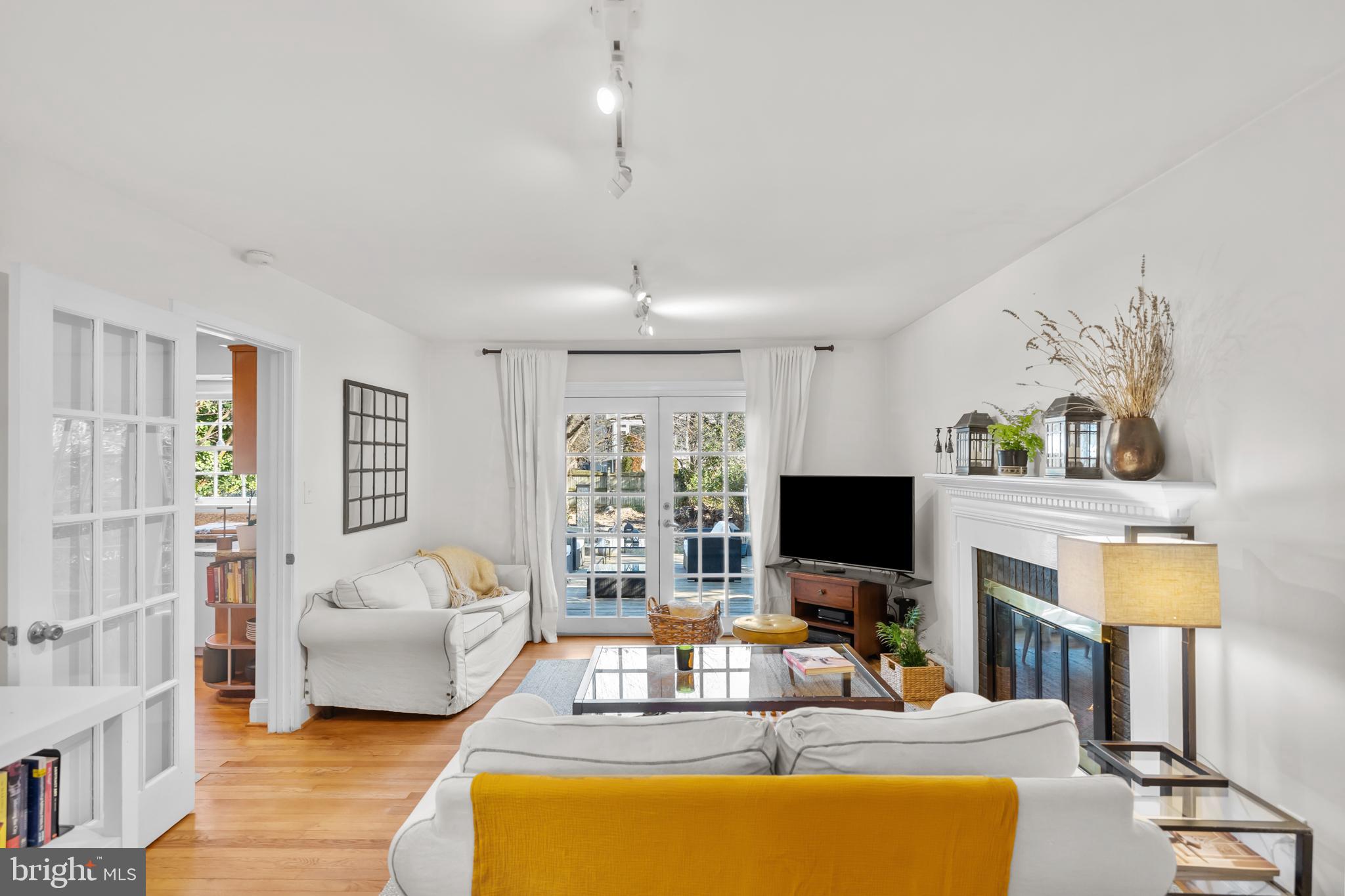 6534 Divine Street McLean, VA 22101 - Photo 18 of 45