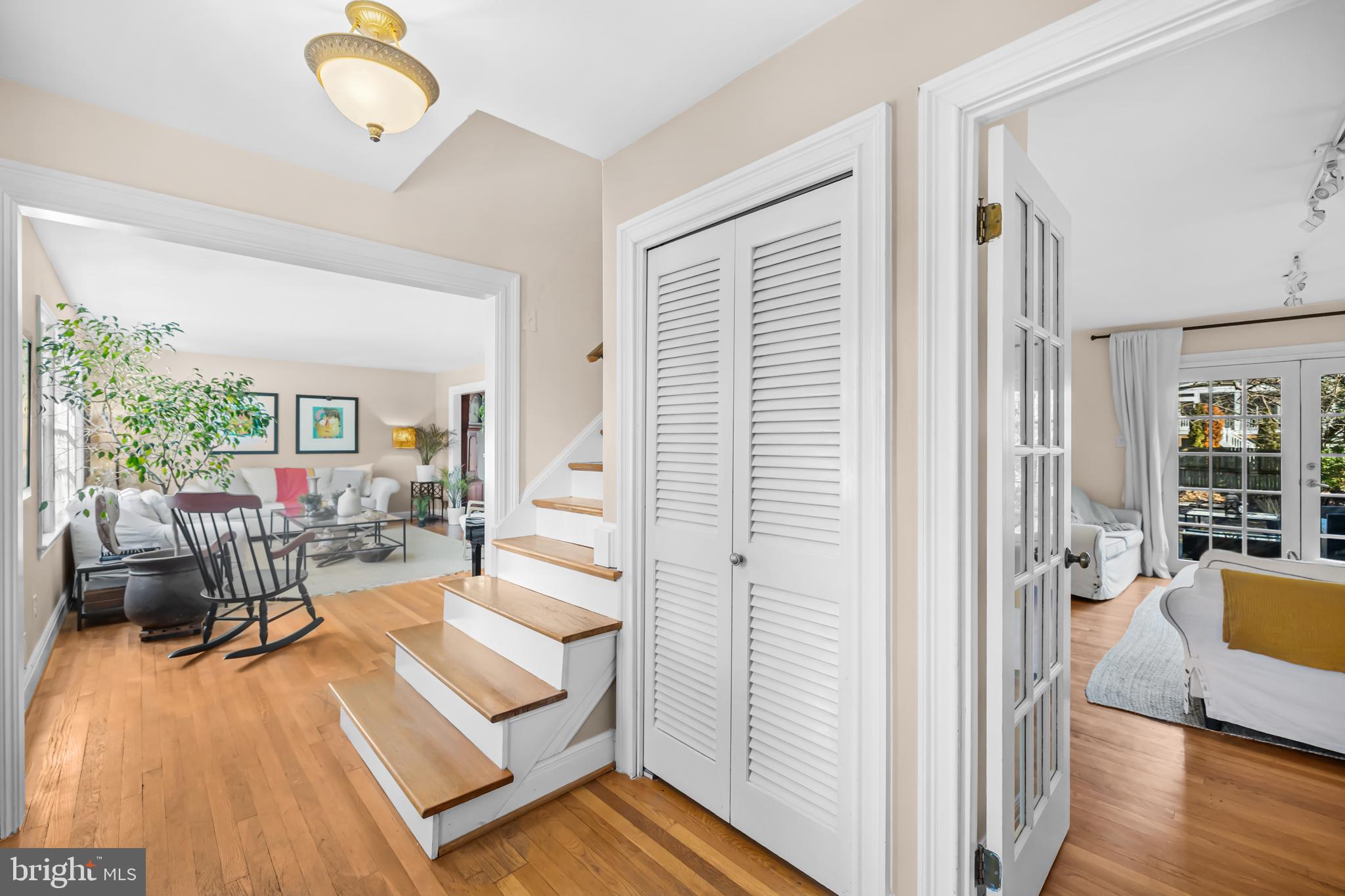 6534 Divine Street McLean, VA 22101 - Photo 6 of 45