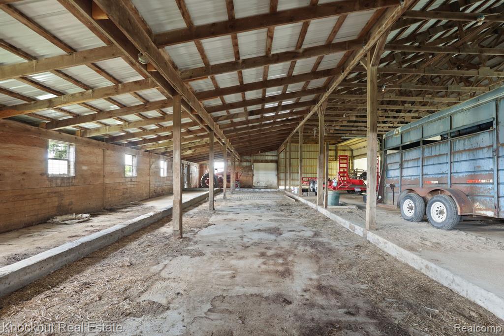 8424 Oak Road Millington, MI 48746 - Photo 17 of 34