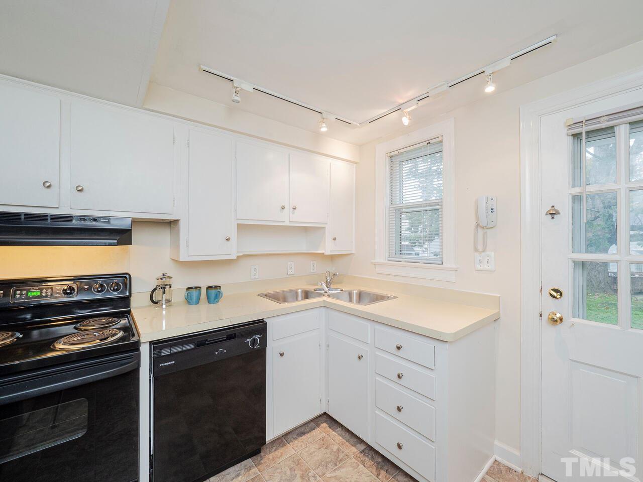 1635 Sutton Drive, Unit 6 Raleigh, NC 27605 - Photo 10 of 19 Gallery Image 10