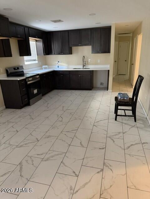 2904 West Cactus Road Phoenix, AZ 85029 - Photo 4 of 17 Kitchen 1