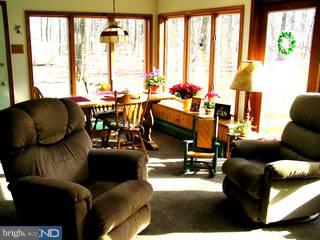 233 Scott Road Perkasie, PA 18944 - Photo 3 of 6 Gallery Image 3