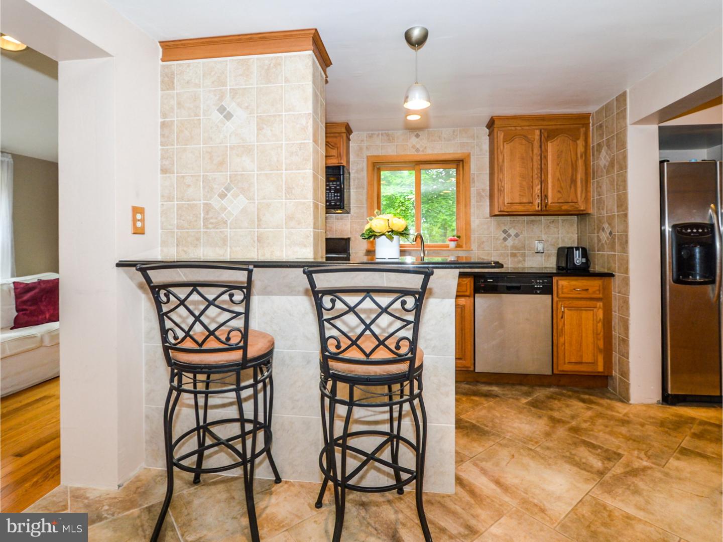 125 Redford Road Oreland, PA 19075 - Photo 8 of 20 Kitchen