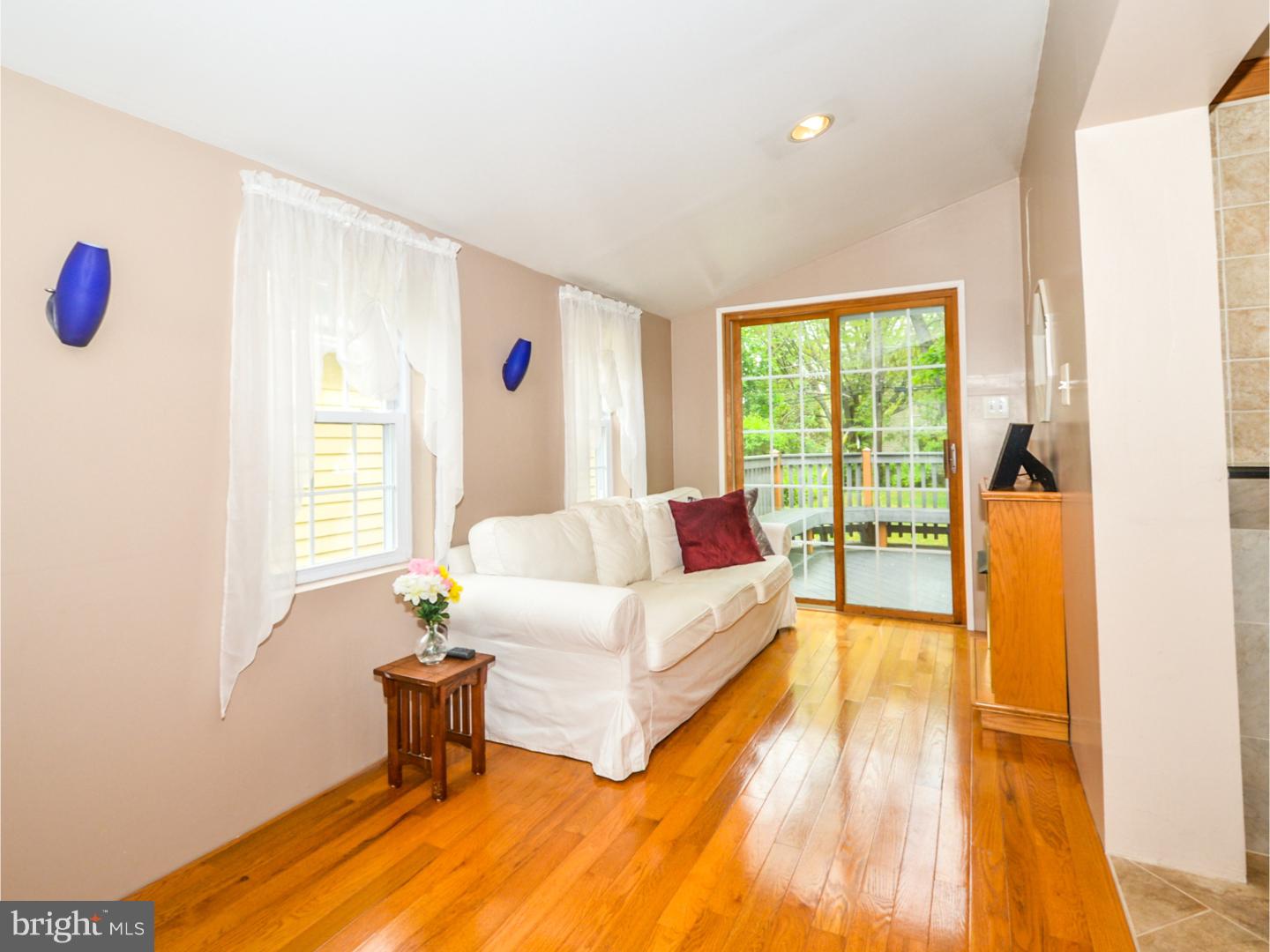 125 Redford Road Oreland, PA 19075 - Photo 9 of 20 Family Room