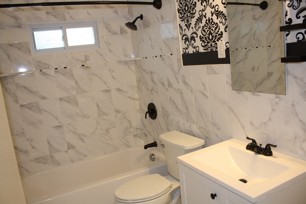 184 Levin Road Rockland, MA 02370 - Photo 14 of 32 Gallery Image 14